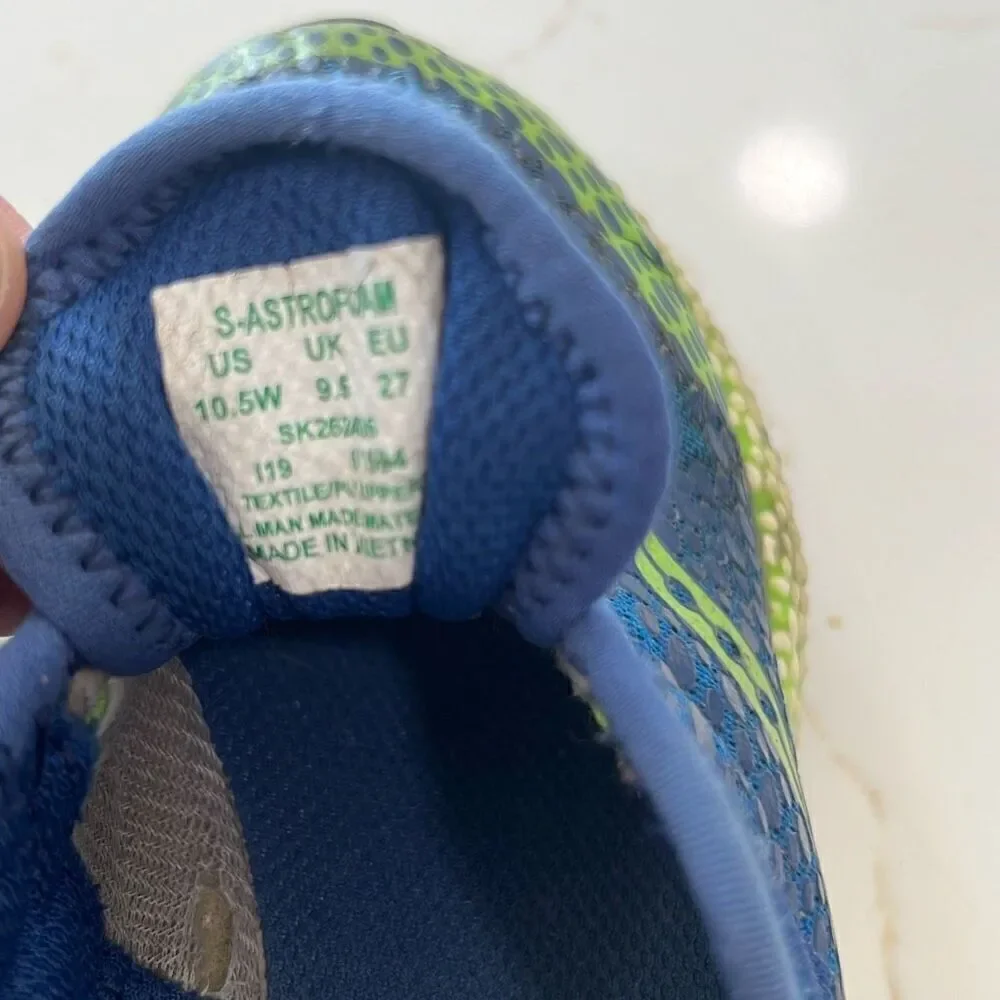 Saucony size 10